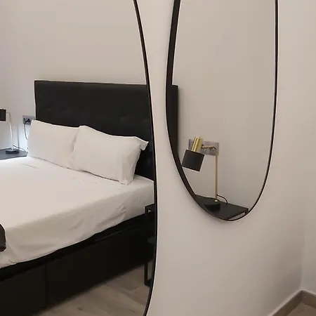 Del Parque Flats Marin Garcia Apartment *