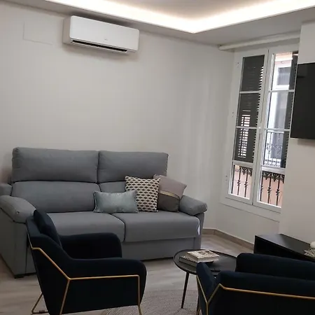 Del Parque Flats Marin Garcia Apartment *